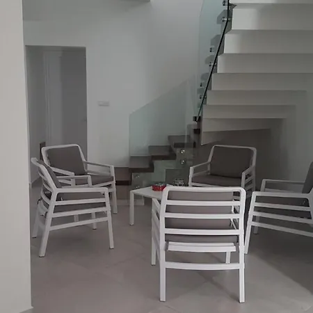 Maximos Luxury Monagri *