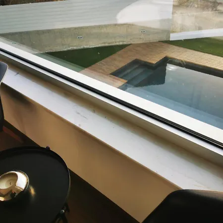 Villa Maximos Luxury With Pool -breakbooking-cy *
