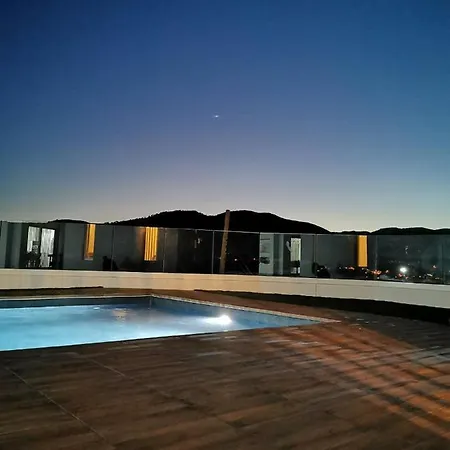 Maximos Luxury With Pool -breakbooking-cy Villa *
