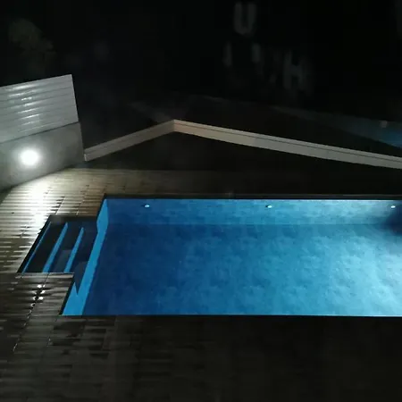 Maximos Luxury With Pool -breakbooking-cy Villa *