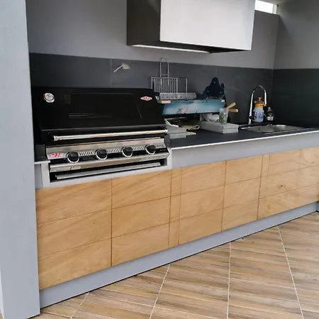 Maximos Luxury Monagri *