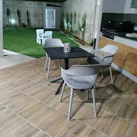 Maximos Luxury Monagri