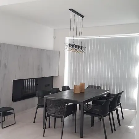 Maximos Luxury Monagri