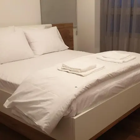 Maximos Luxury Monagri לימסול