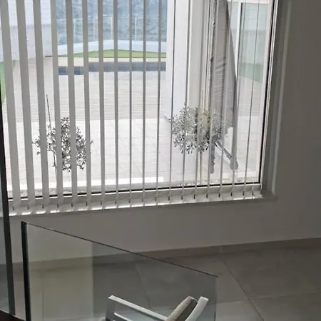 Maximos Luxury With Pool -breakbooking-cy * Limassol